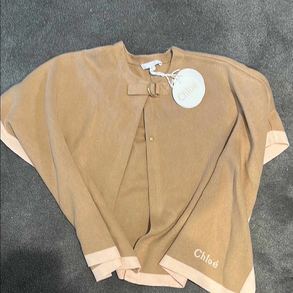 Chloe Tan and Cream Cape